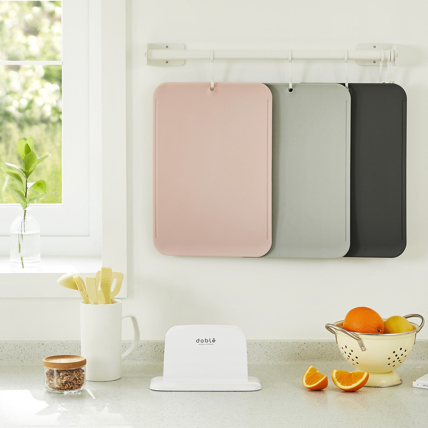 Scratch-resistant cutting board set of 3 incl. iPad/iPhone stand